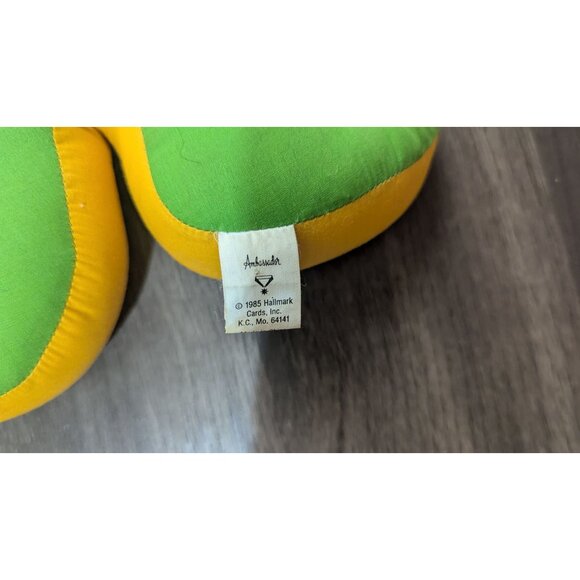 Vintage 1985 Hallmark Dinosaur Plush Toy With Purple Mane Cuddly Collectible - Picture 6 of 10